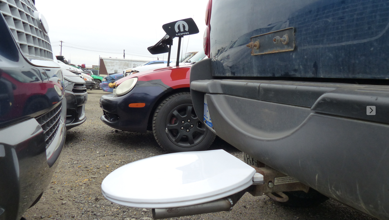 Illustration for article titled Jumps, Crashes, Shitting In A Bucket: This Is Why You Run The Gambler 500 Rally